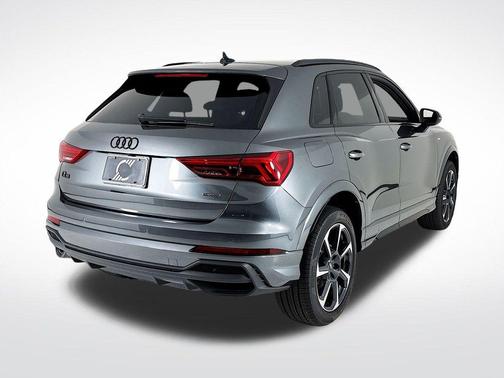 2025 Audi Q3 45 S line Premium