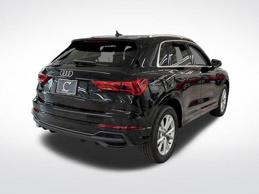 2025 Audi Q3 45 S line Premium