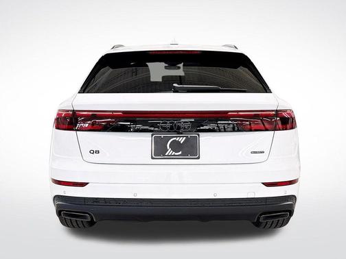 2025 Audi Q8 55 Premium