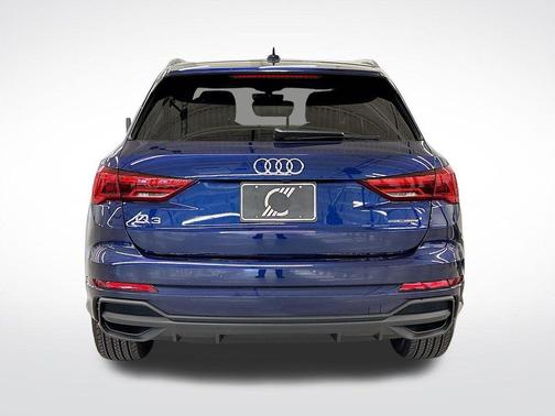 2025 Audi Q3 45 S line Premium
