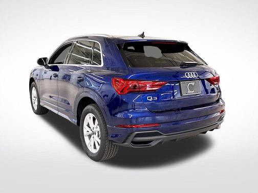 2025 Audi Q3 45 S line Premium