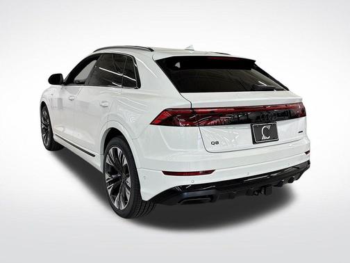 2025 Audi Q8 55 Premium