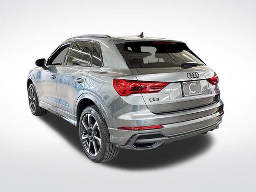 2025 Audi Q3 45 S line Premium