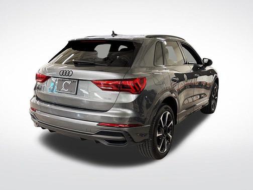 2025 Audi Q3 45 S line Premium