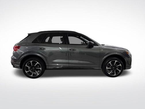 2025 Audi Q3 45 S line Premium