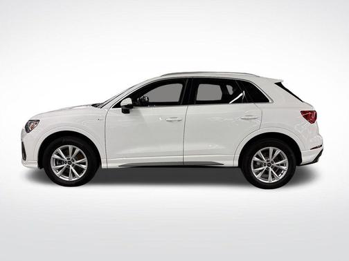 Arkona White 2025 Audi Q3 45 S line Premium