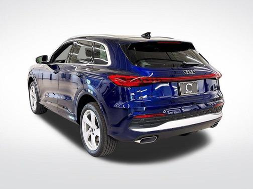 2025 Audi Q5 2.0T quattro Premium