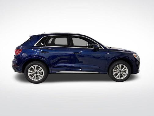 2025 Audi Q3 45 S line Premium