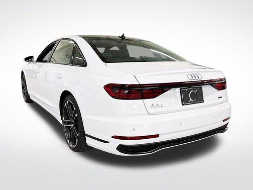 2025 Audi A8 L 55