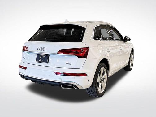 2025 Audi Q5 45 S line quattro Premium