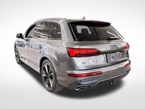 2026 Audi Q7 55 Premium Plus