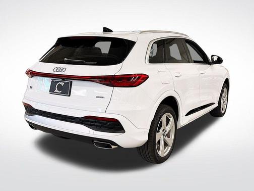 2025 Audi Q5 2.0T quattro Premium