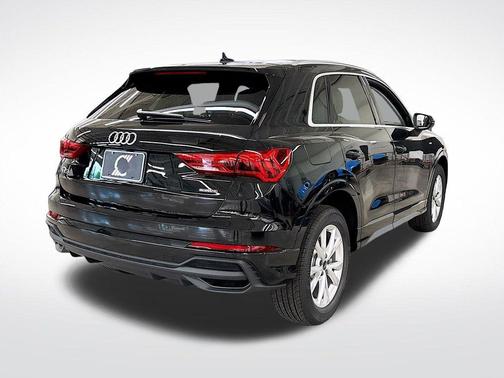 2025 Audi Q3 45 S line Premium