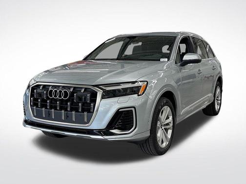 2025 Audi Q7 45 Premium Plus