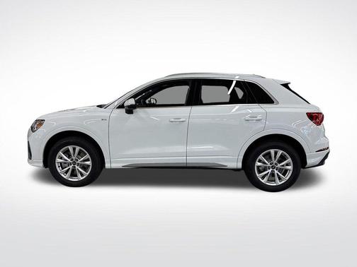 2025 Audi Q3 45 S line Premium