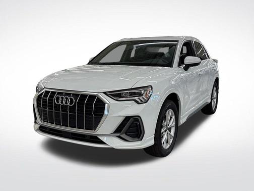 2025 Audi Q3 45 S line Premium