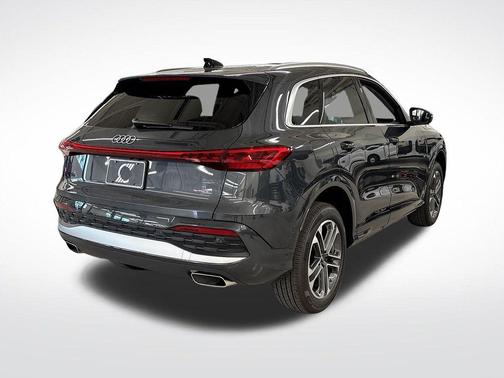 2025 Audi Q5 2.0T quattro Premium