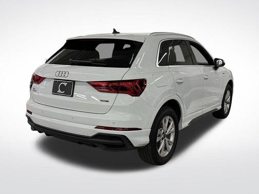 2025 Audi Q3 45 S line Premium