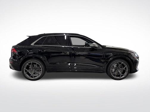 2025 Audi RS Q8 4.0T quattro