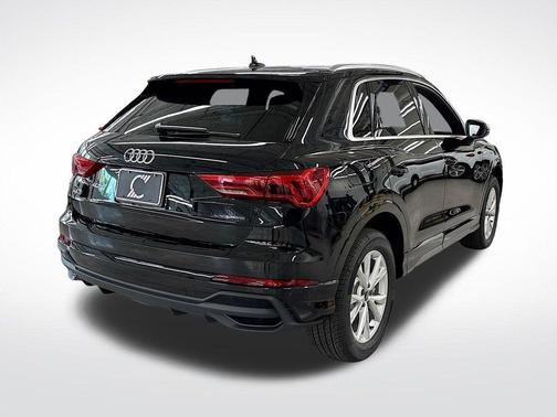 2025 Audi Q3 45 S line Premium