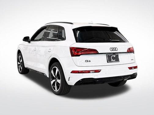 2024 Audi Q5 45 S line quattro Premium