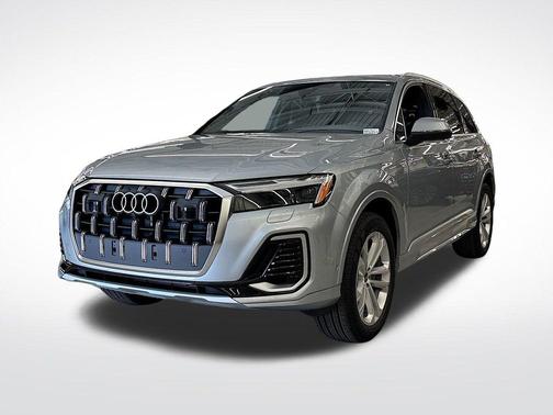 2025 Audi Q7 45 Premium Plus