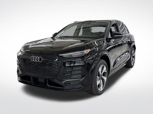 2025 Audi Q6 e-tron Premium