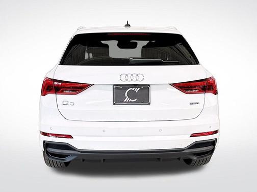 2025 Audi Q3 45 S line Premium