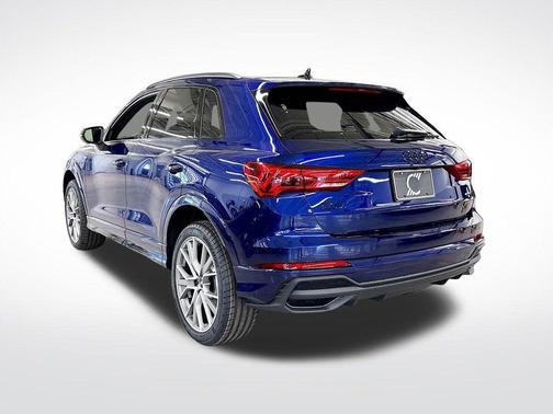 2025 Audi Q3 45 S line Premium
