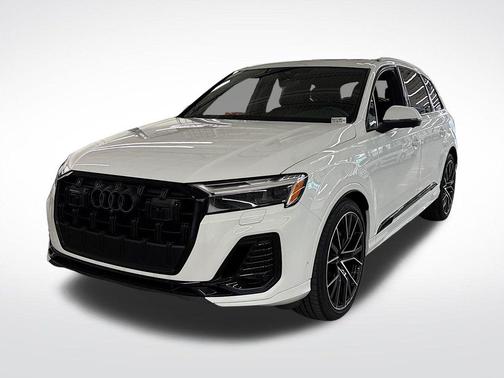 2025 Audi Q7 55 Premium Plus