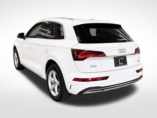 2023 Audi Q5 40 Premium