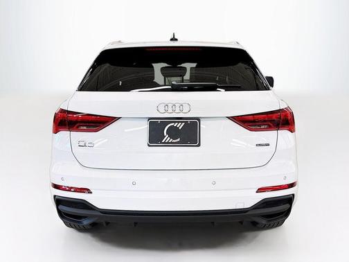 2025 Audi Q3 45 S line Premium