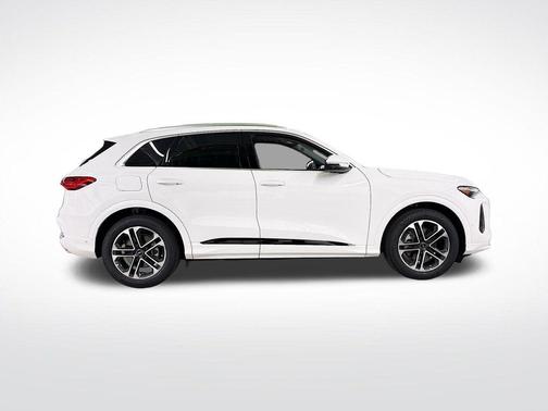 White 2026 Audi Q5 PRESTIGE