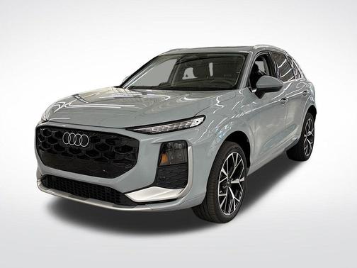 Arrow Gray Pearl 2026 Audi Q3 S line