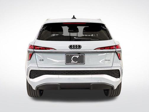 Arrow Gray Pearl 2026 Audi Q3 S line