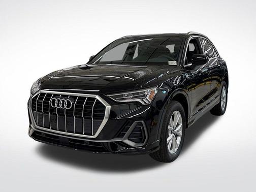 2025 Audi Q3 45 S line Premium
