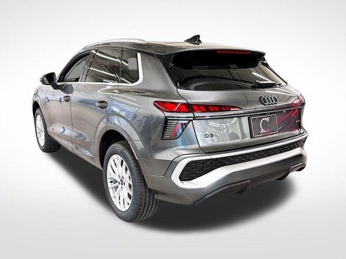 Daytona Gray Pearl 2026 Audi Q3 S line