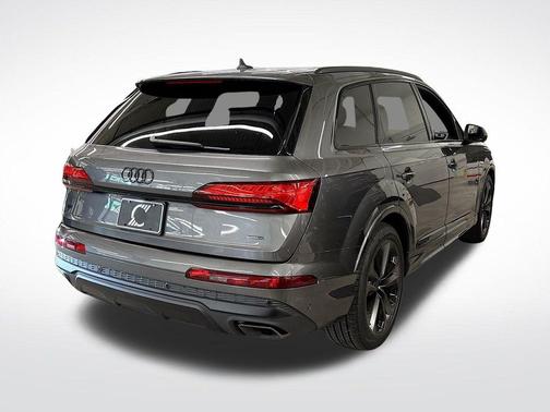 2026 Audi Q7 55 Premium Plus