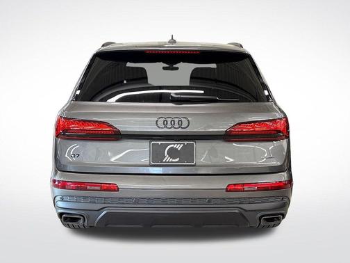 2026 Audi Q7 55 Premium Plus