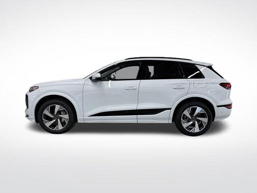 2025 Audi Q6 e-tron Premium