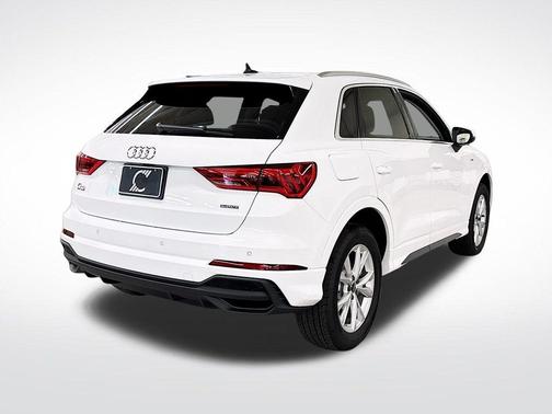 2025 Audi Q3 45 S line Premium