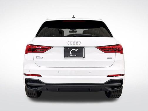 2025 Audi Q3 45 S line Premium