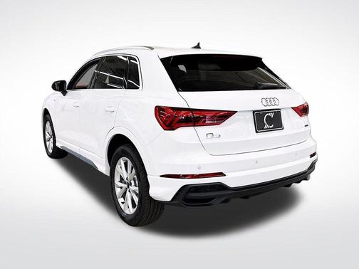 2025 Audi Q3 45 S line Premium