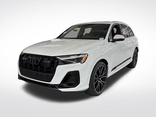 2025 Audi Q7 55 Premium Plus