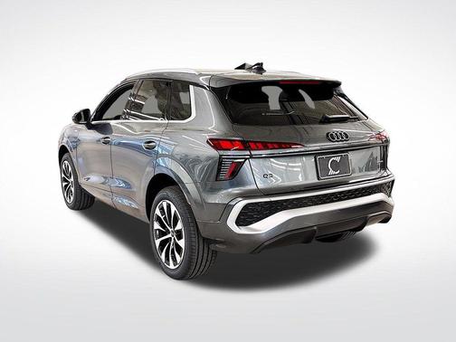 Daytona Gray Pearl 2026 Audi Q3 S line