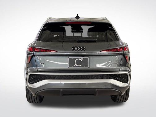 Daytona Gray Pearl 2026 Audi Q3 S line