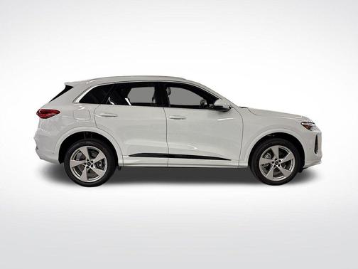 2025 Audi Q5 2.0T quattro Premium