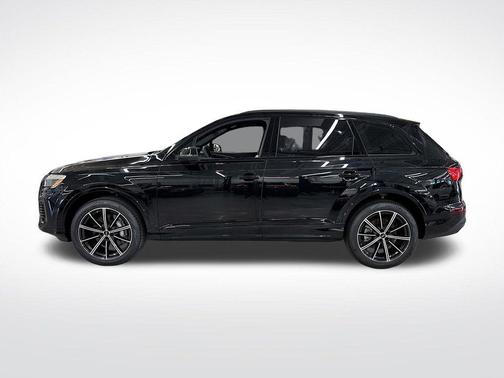 2025 Audi Q7 45 Premium Plus