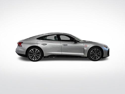 Florett Silver Metallic 2026 Audi S e-tron GT Premium Plus