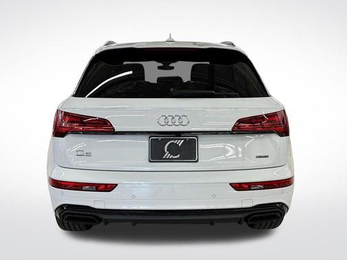 2025 Audi Q5 45 S line quattro Premium